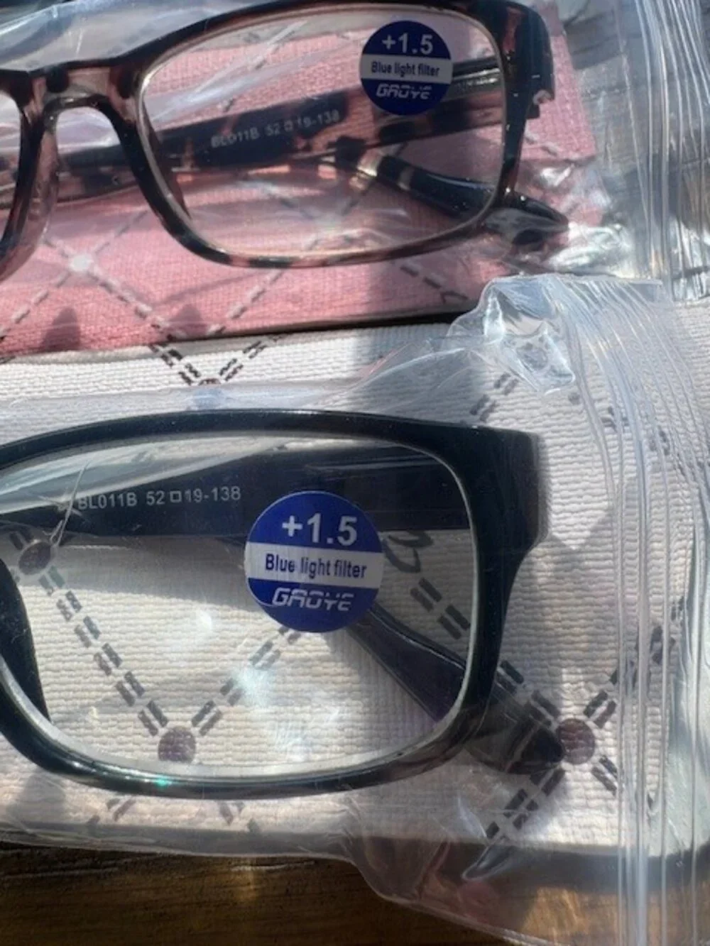 NEW Reader Glasses - 4 pack